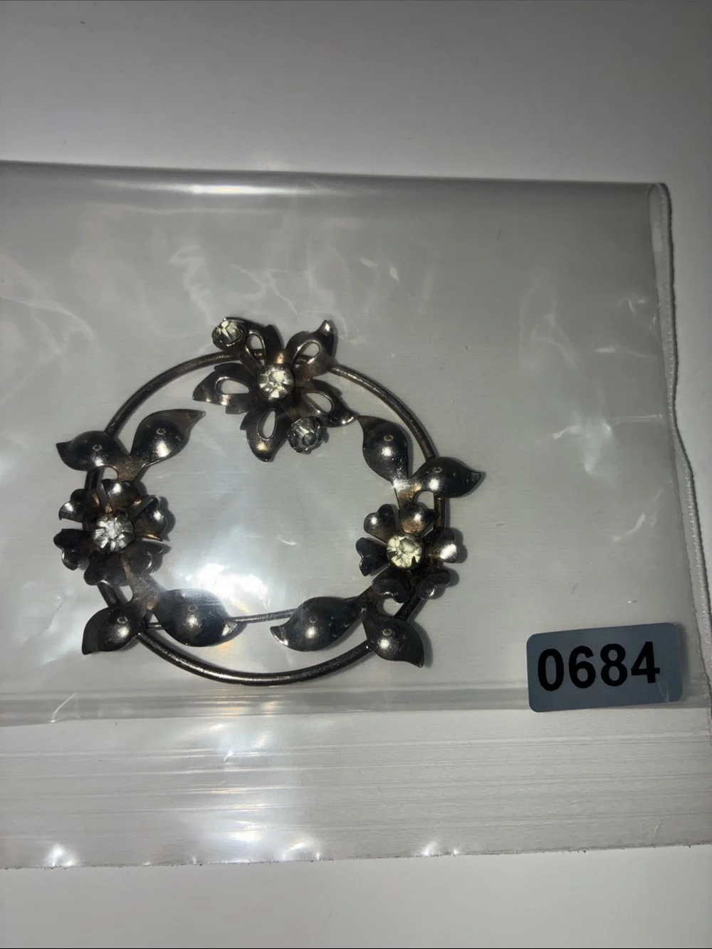 Vintage Krementz Silver Floral Crystal Circle Wreath Brooch Retro Classic EUC